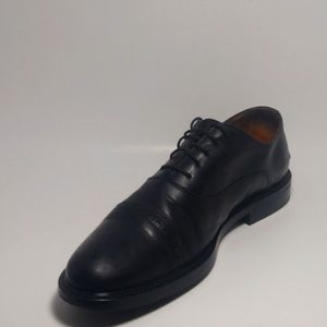 Johnston and Murphy Aldrich 2 cap toe size 14